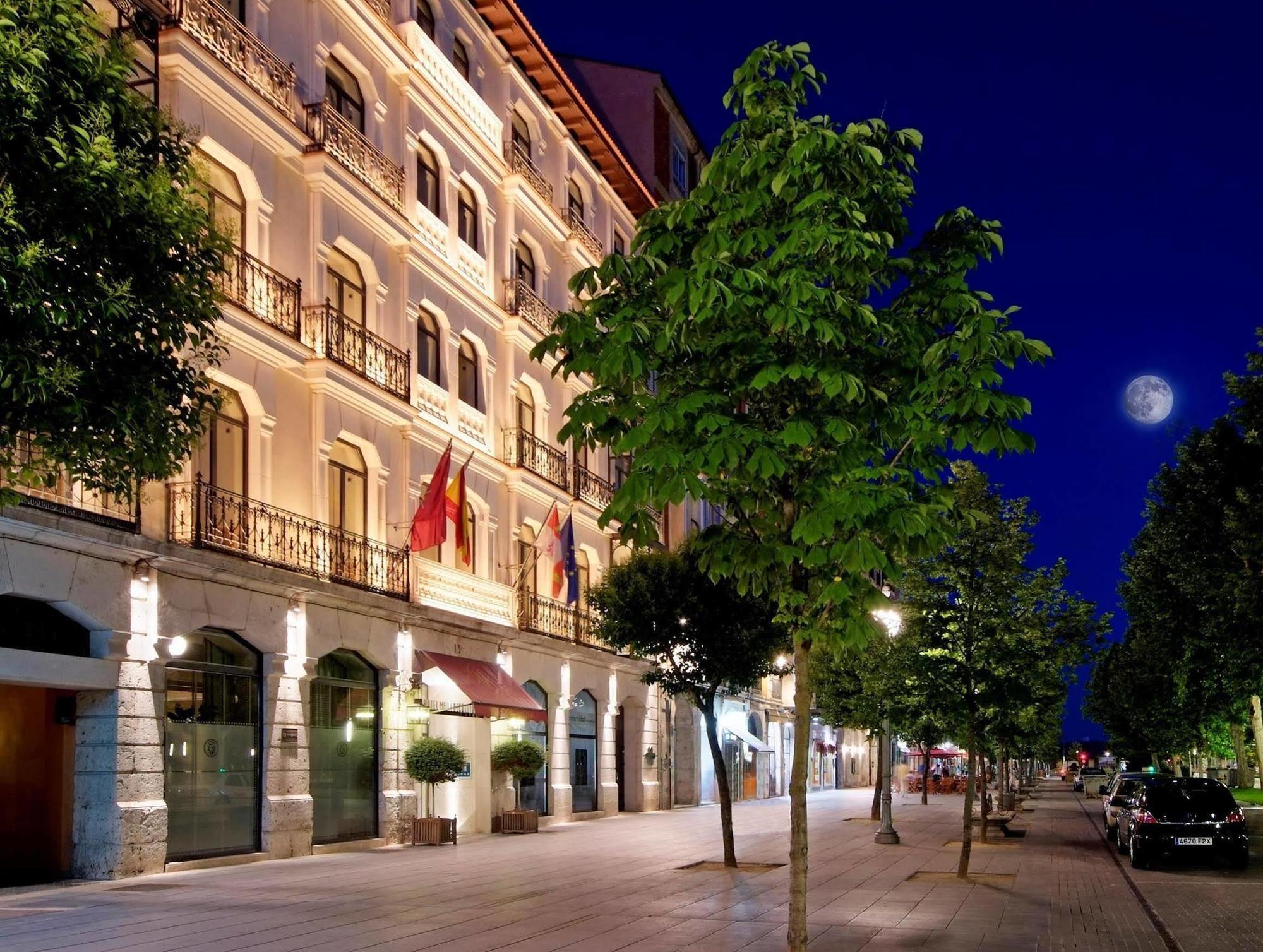 Hotel Valladolid Recoletos Extérieur photo